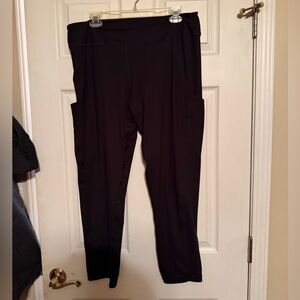 Brand new women’s size 12 lululemon leggings with pockets